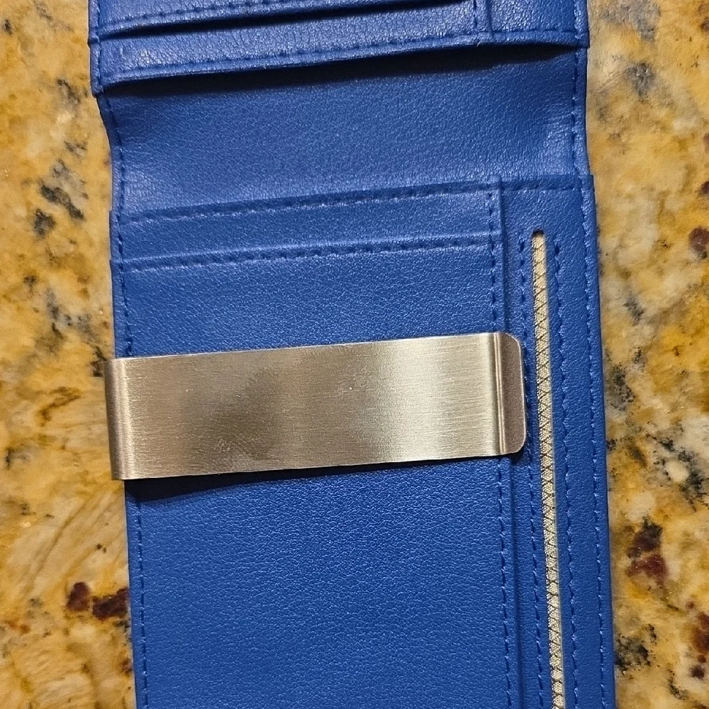 Black Carbon Fiber Card Holder